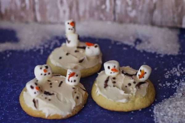 melted-snowman-sugar-cookies-horizontal